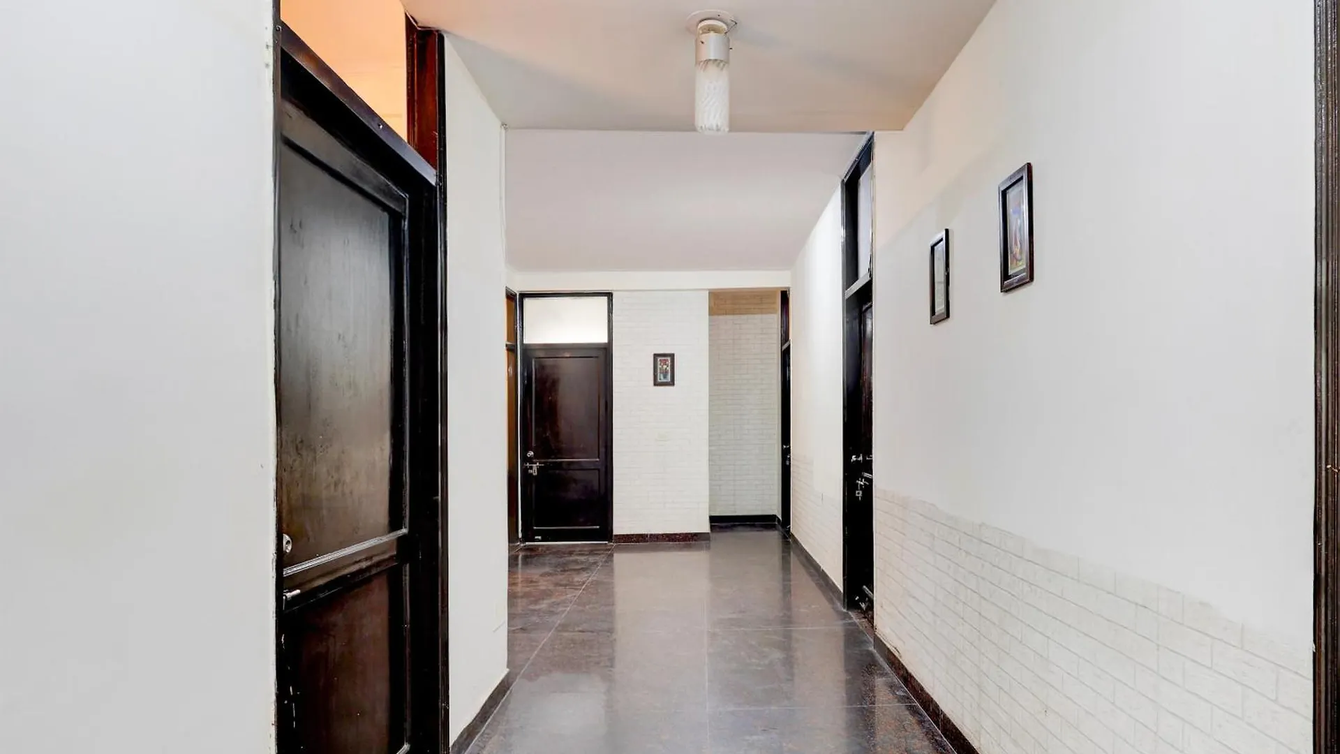 Hotel O Daffodils Dlf Phase 2 غورغاون