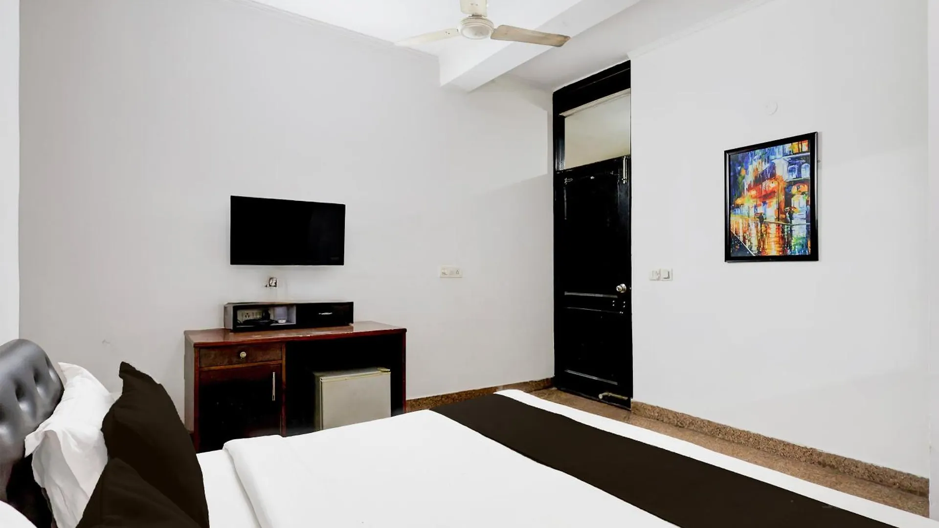 Hotel O Daffodils Dlf Phase 2 غورغاون 3*,  الهند